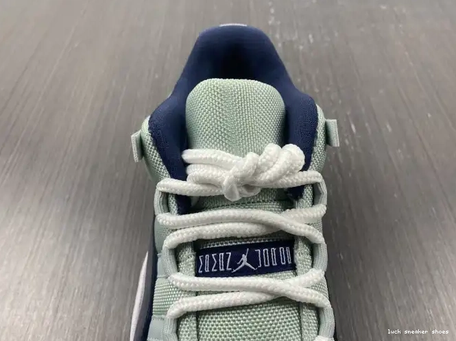 Cheap LUCY Georgetown Low Jordan 11 Retro Air 528895-007 0625